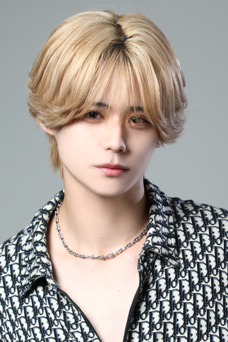 Eyes executive所属スタッフの麗夜の肖像写真