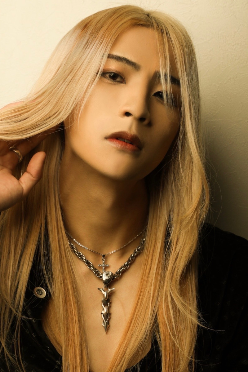 Eyes Reflect所属スタッフの蓮の肖像写真