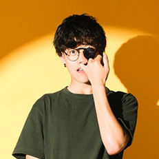 スタッフ「人」のサムネイル画像